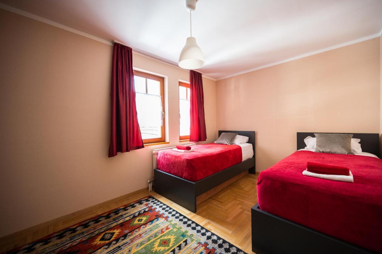 Spacious & Modern Apartments- Old Town Сараєво Екстер'єр фото