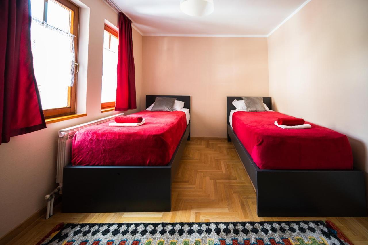 Spacious & Modern Apartments- Old Town Сараєво Екстер'єр фото