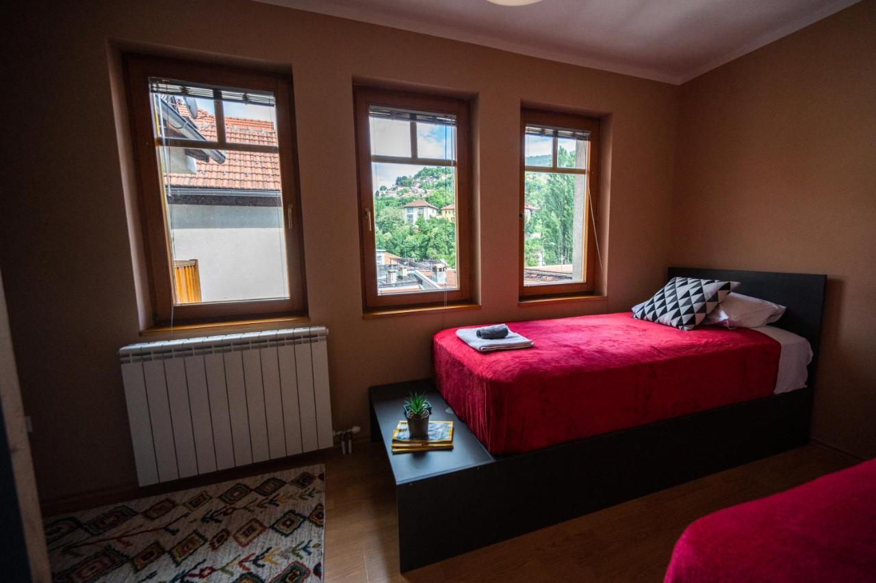 Spacious & Modern Apartments- Old Town Сараєво Екстер'єр фото